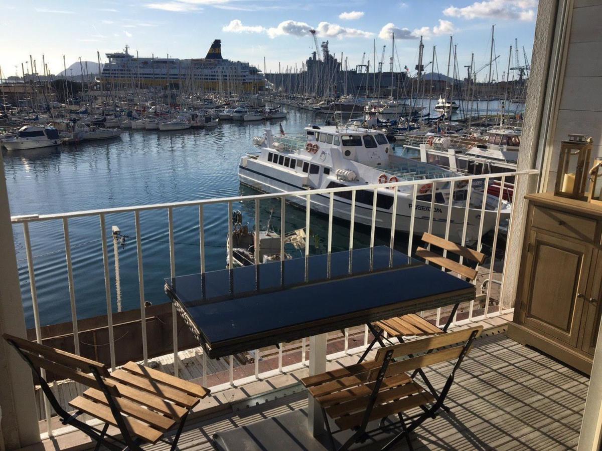 Marinca Du Port De Toulon Apartment Bagian luar foto